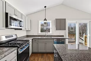 31 Powhatan Rd, Otisfield, ME 04270 - Photo 13