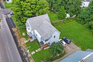 47 Knapp St, Livermore Falls, ME 04254 - Photo 3