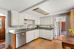 42 Winthrop St, Hallowell, ME 04347 - Photo 7