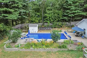 336 Main St, Winthrop, ME 04364 - Photo 17