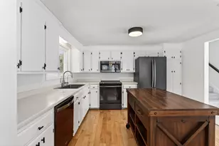 24 Mast Ln, Yarmouth, ME 04096 - Photo 3