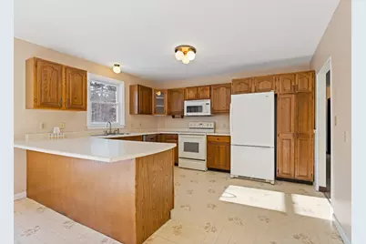 50 Louise Avenue, Waterville, ME 04901 - Photo 9