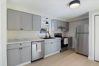 64 Woodlawn Avenue, Portland, ME 04103 - Photo 9