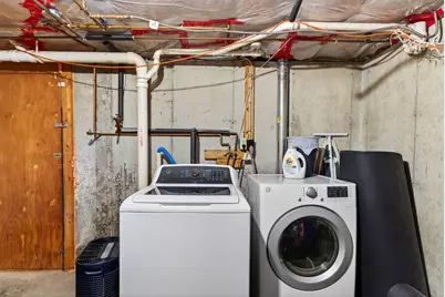 35 Epping Street, Portland, ME 04103 - Photo 21