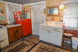 19 Knox Rd, Peru, ME 04290 - Photo 5