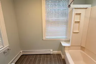 124 Pleasant St, Portland, ME 04101 - Photo 9