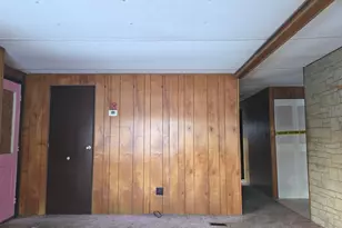 26 Garfield St, Calais, ME 04619 - Photo 13