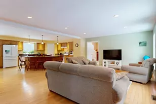 141 Bradbury St, Lewiston, ME 04240 - Photo 23