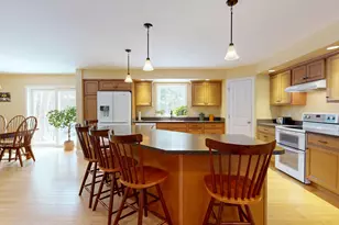 141 Bradbury St, Lewiston, ME 04240 - Photo 5