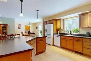 141 Bradbury Rd, Lewiston, ME 04240 - Photo 9