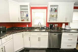 1733 Forest Ave, Portland, ME 04103 - Photo 7