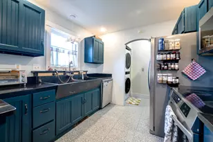 34 Dow St, Portland, ME 04102 - Photo 21