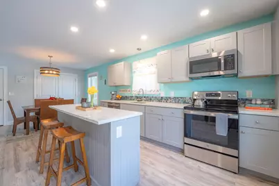 163 Temple Avenue #163, Old Orchard Beach, ME 04064 - Photo 3