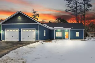 19 Forest Glen Ln, Topsham, ME 04086 - Photo 1