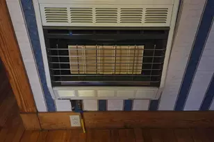 90 Bates St, Millinocket, ME 04462 - Photo 9