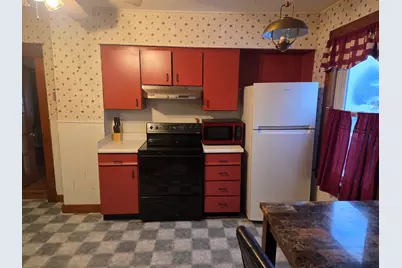 90 Bates Street, Millinocket, ME 04462 - Photo 5