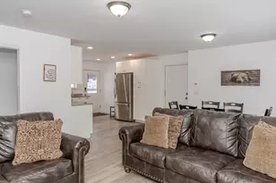 508 Essex St, Dover Foxcroft, ME 04426 - Photo 15