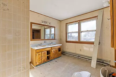 557 Preble Avenue, Madison, ME 04950 - Photo 17