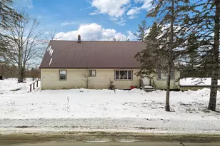 557 Preble Ave, Madison, ME 04950 - Photo 1