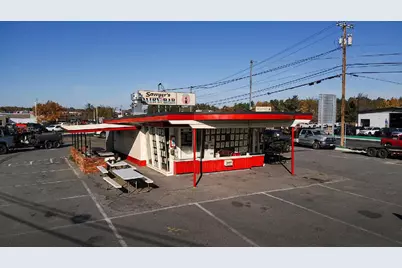 34 N Main Street, Newport, ME 04953 - Photo 3