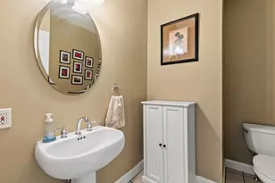 9 Gables Dr, Yarmouth, ME 04096 - Photo 5