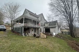 627 Prospect Ave, Rumford, ME 04276 - Photo 5