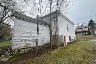 627 Prospect Ave, Rumford, ME 04276 - Photo 3