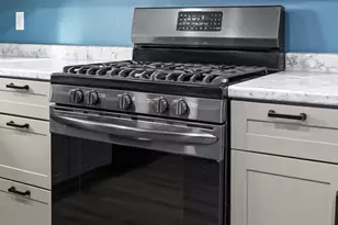 61 Elm St, Newport, ME 04953 - Photo 9