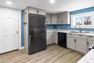 61 Elm St, Newport, ME 04953 - Photo 11