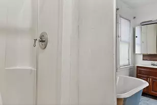 21 Madison St, Portland, ME 04101 - Photo 15