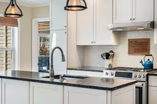 22 Gateway Commons Dr, Gorham, ME 04038 - Photo 7