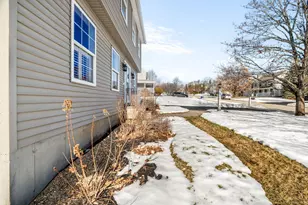 22 Gateway Commons Dr, Gorham, ME 04038 - Photo 61