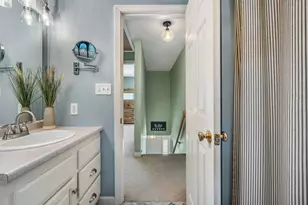 22 Gateway Commons Dr, Gorham, ME 04038 - Photo 37