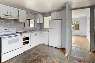 282 Moore Rd, Ellsworth, ME 04605 - Photo 17