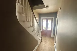 25 Forest St, Portland, ME 04102 - Photo 9