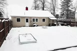 10 Knox Ave, Bangor, ME 04401 - Photo 35