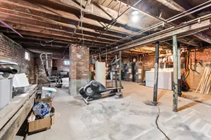 31 Burbank St, Lewiston, ME 04240 - Photo 59