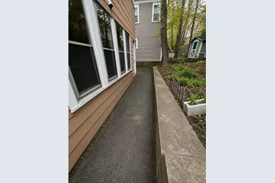 61 Washington Street, Rumford, ME 04276 - Photo 21