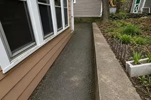 61 Washington St, Rumford, ME 04276 - Photo 21