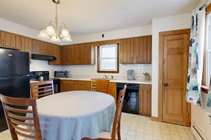 16 Orchard Cir, Lewiston, ME 04240 - Photo 9