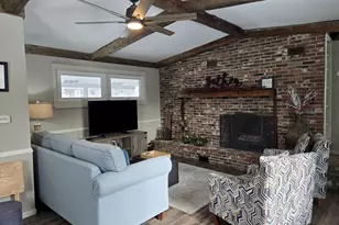 238 Middle St, Farmington, ME 04938 - Photo 9