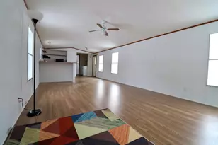 18 Purington Ave, Mechanic Falls, ME 04256 - Photo 5