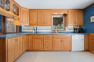 142 Ichabod Ln, Hampden, ME 04444 - Photo 13