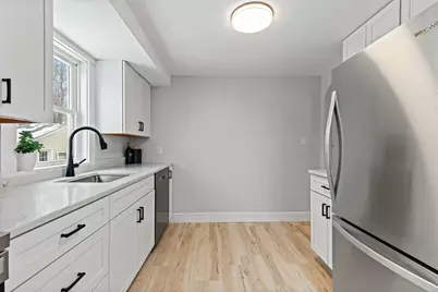 77 Edgewood Avenue, Portland, ME 04103 - Photo 11