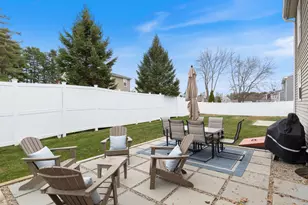 69 Euclid Ave, Portland, ME 04103 - Photo 7