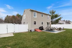 69 Euclid Ave, Portland, ME 04103 - Photo 5