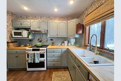 68 Enfield Road, Lincoln, ME 04457 - Photo 11