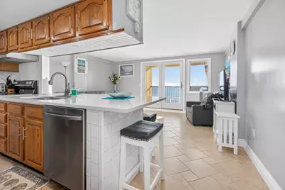 191 E Grand Avenue #405, Old Orchard Beach, ME 04064 - Photo 3