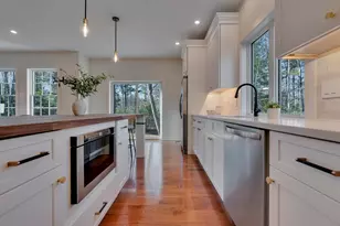 285 Long Swamp Rd, Berwick, ME 03901 - Photo 3