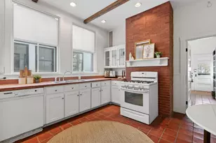 94 Neal St, Portland, ME 04102 - Photo 17